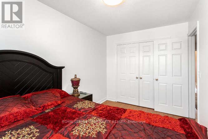 7148 Village Walk, Mississauga, Ontario  L5W 1X2 - Photo 37 - W12363624