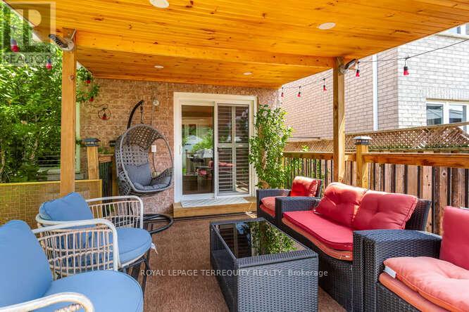 7148 Village Walk, Mississauga, Ontario  L5W 1X2 - Photo 49 - W12363624