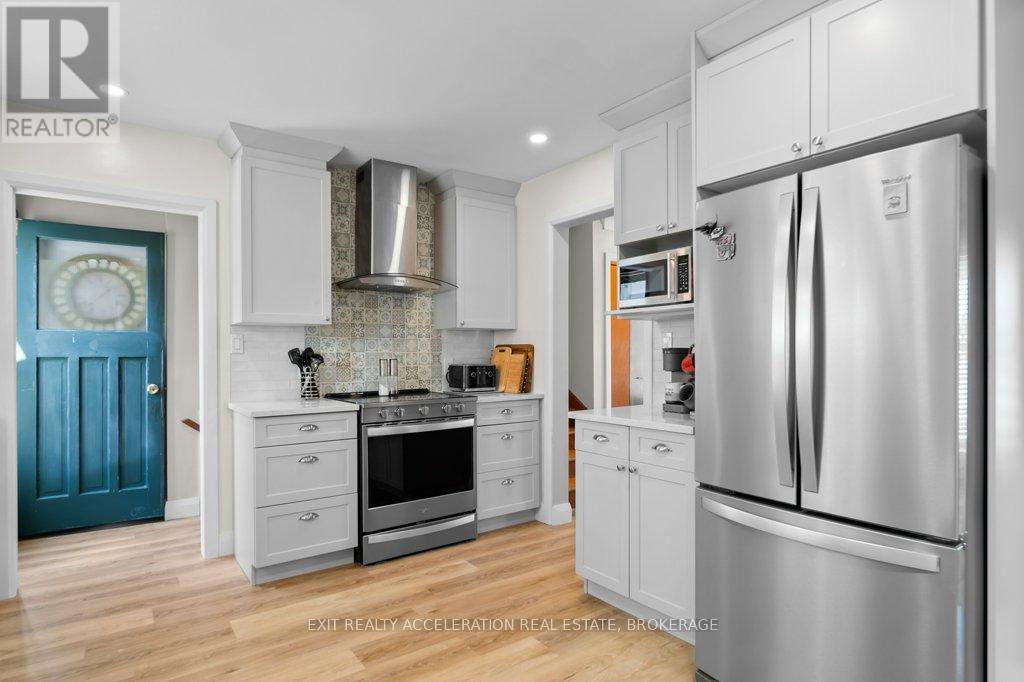 187 Welborne Avenue, Kingston, Ontario  K7M 4G4 - Photo 13 - X12363638