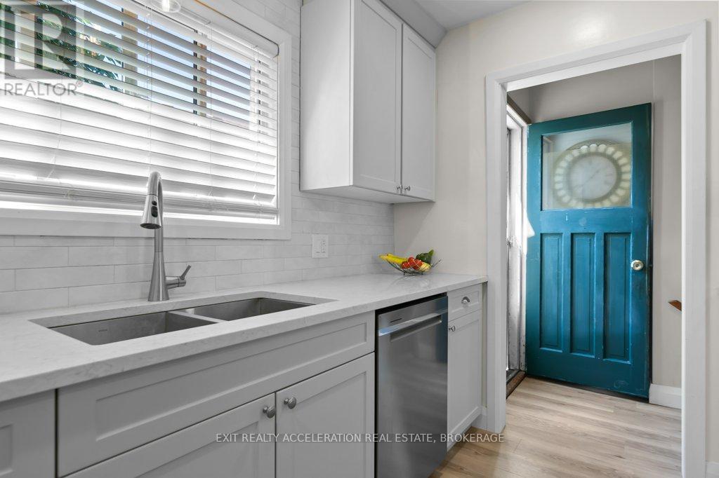 187 Welborne Avenue, Kingston, Ontario  K7M 4G4 - Photo 14 - X12363638