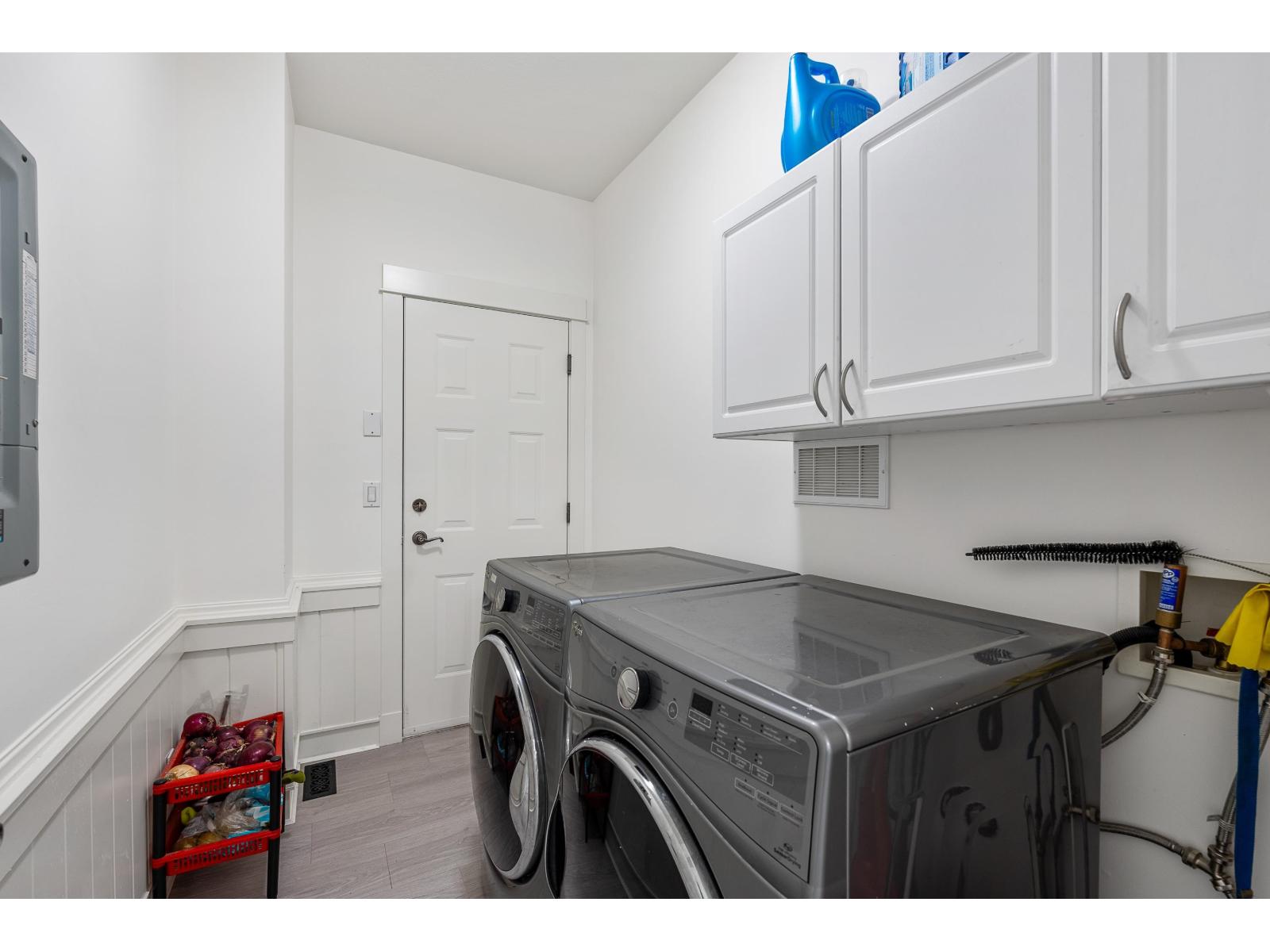 7051 196b Street, Langley, British Columbia  V2Y 2Z7 - Photo 6 - R3040286