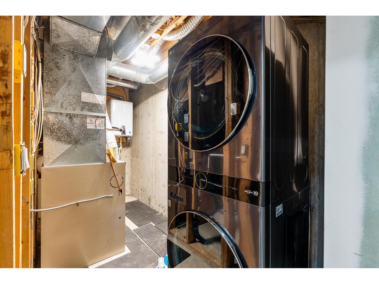 7051 196b Street, Langley, British Columbia  V2Y 2Z7 - Photo 34 - R3040286