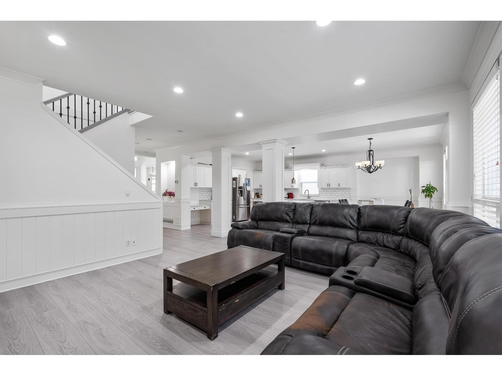 7051 196b Street, Langley, British Columbia  V2Y 2Z7 - Photo 7 - R3040286