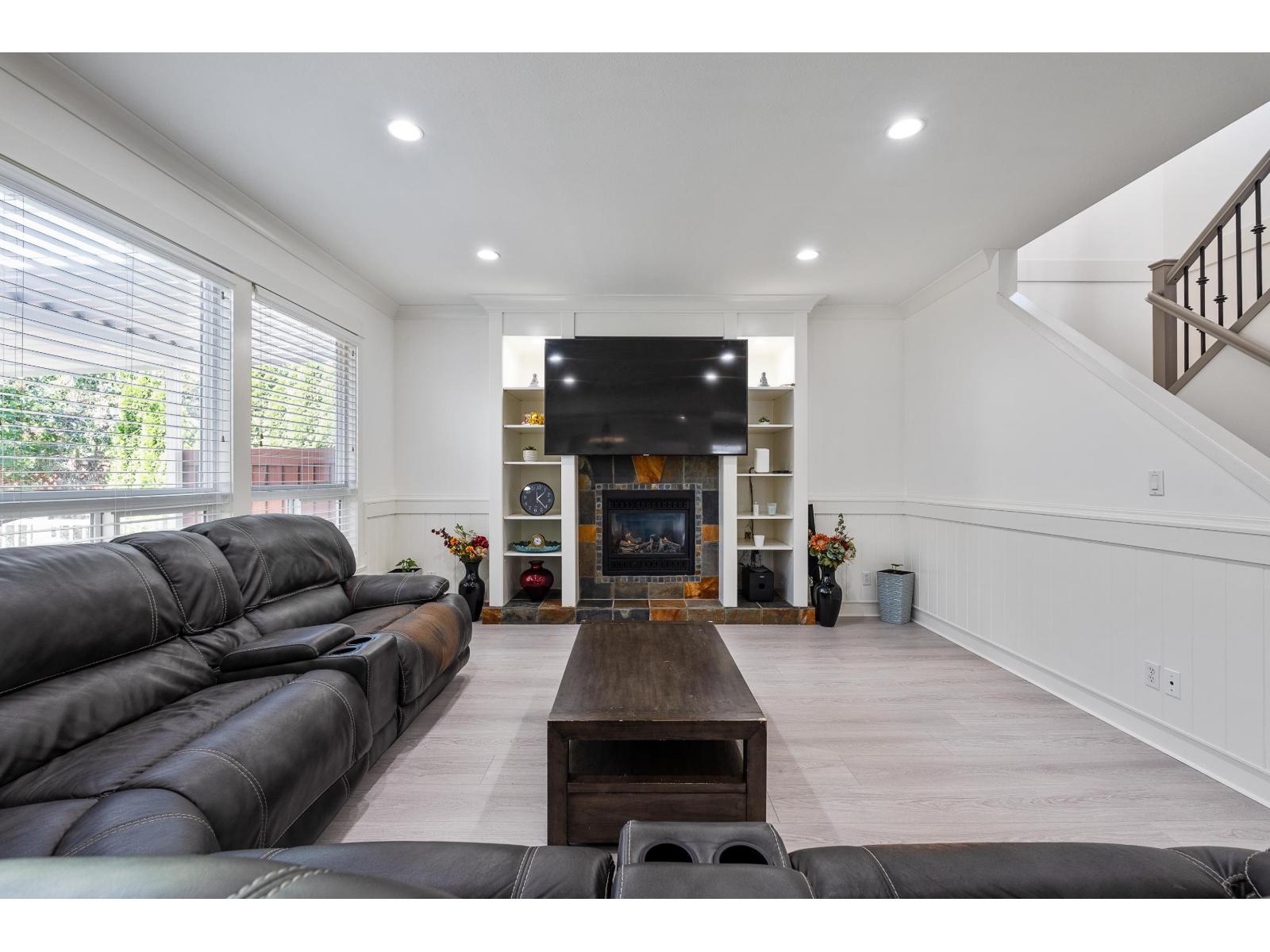 7051 196b Street, Langley, British Columbia  V2Y 2Z7 - Photo 5 - R3040286