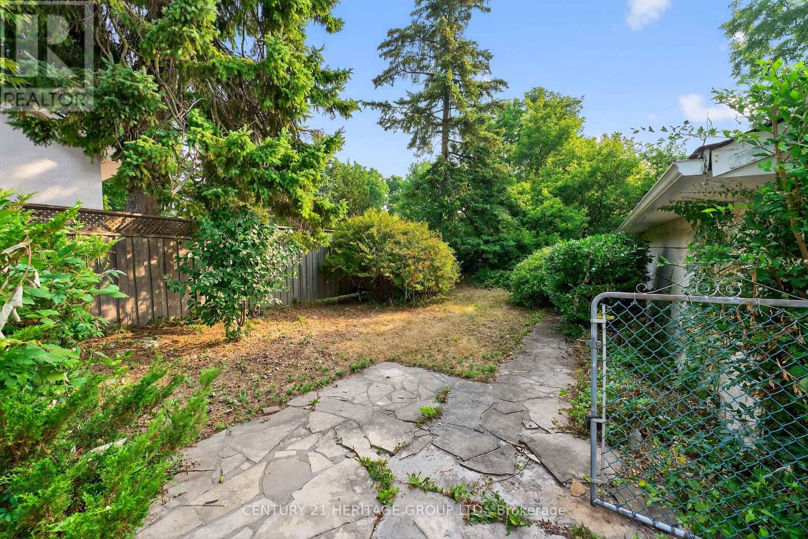 117 Lucas Street, Richmond Hill, Ontario  L4C 4P4 - Photo 29 - N12362830