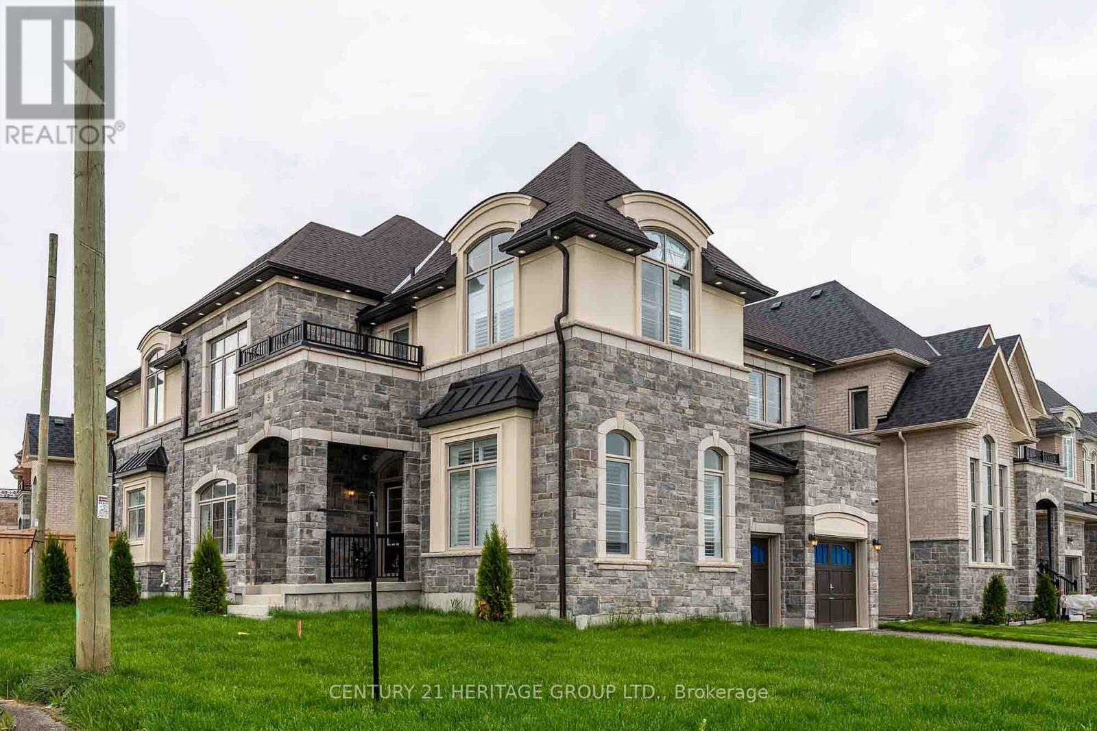 9 Cranley Road, East Gwillimbury, Ontario  L9N 0T7 - Photo 2 - N12363649