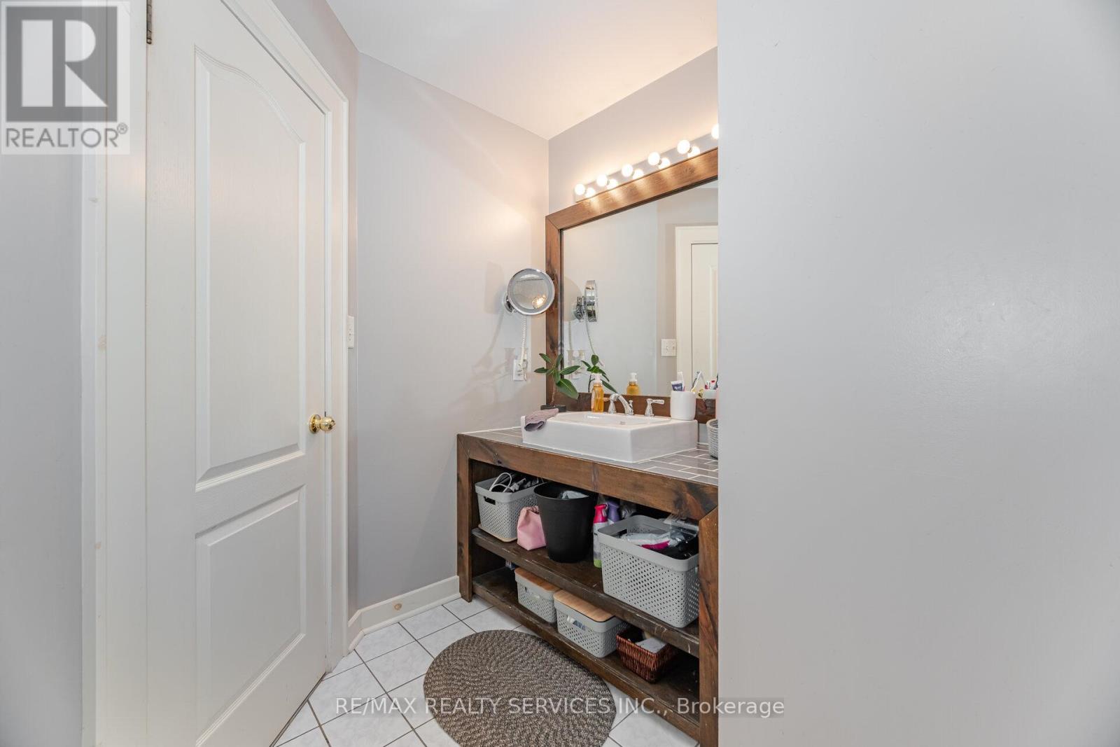 10 Deer Creek Place, Brampton, Ontario  L6Z 4T5 - Photo 31 - W12363641