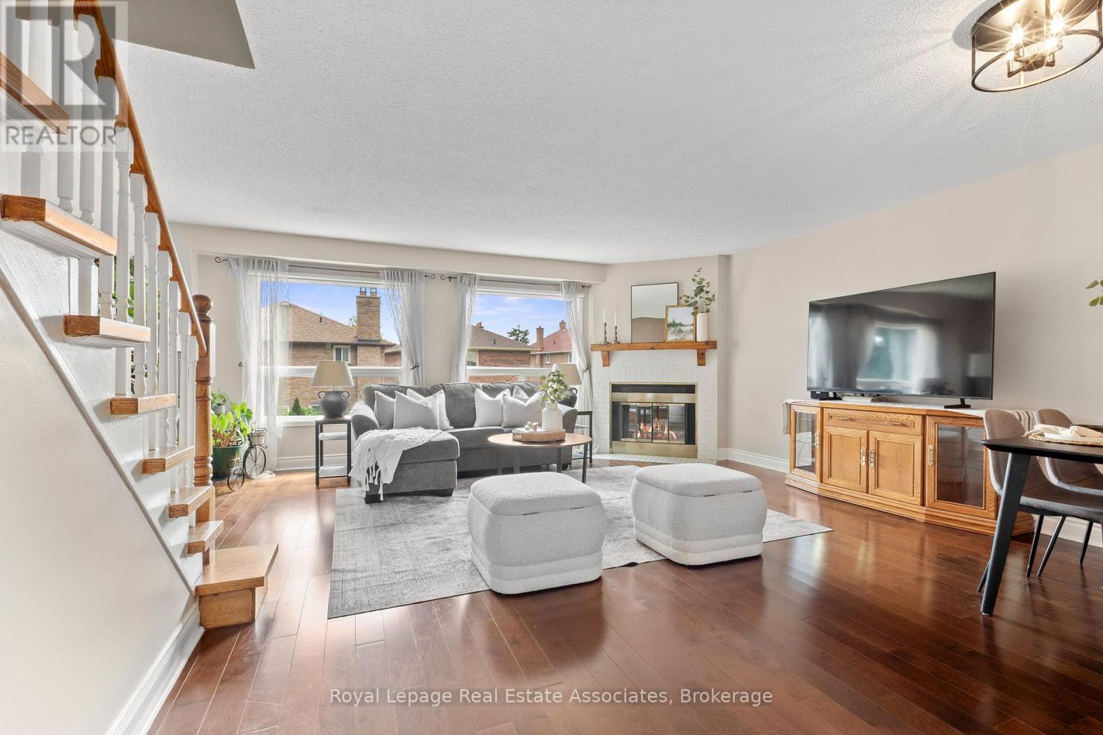 7 - 4605 Donegal Drive, Mississauga, Ontario  L5M 4X7 - Photo 10 - W12363647
