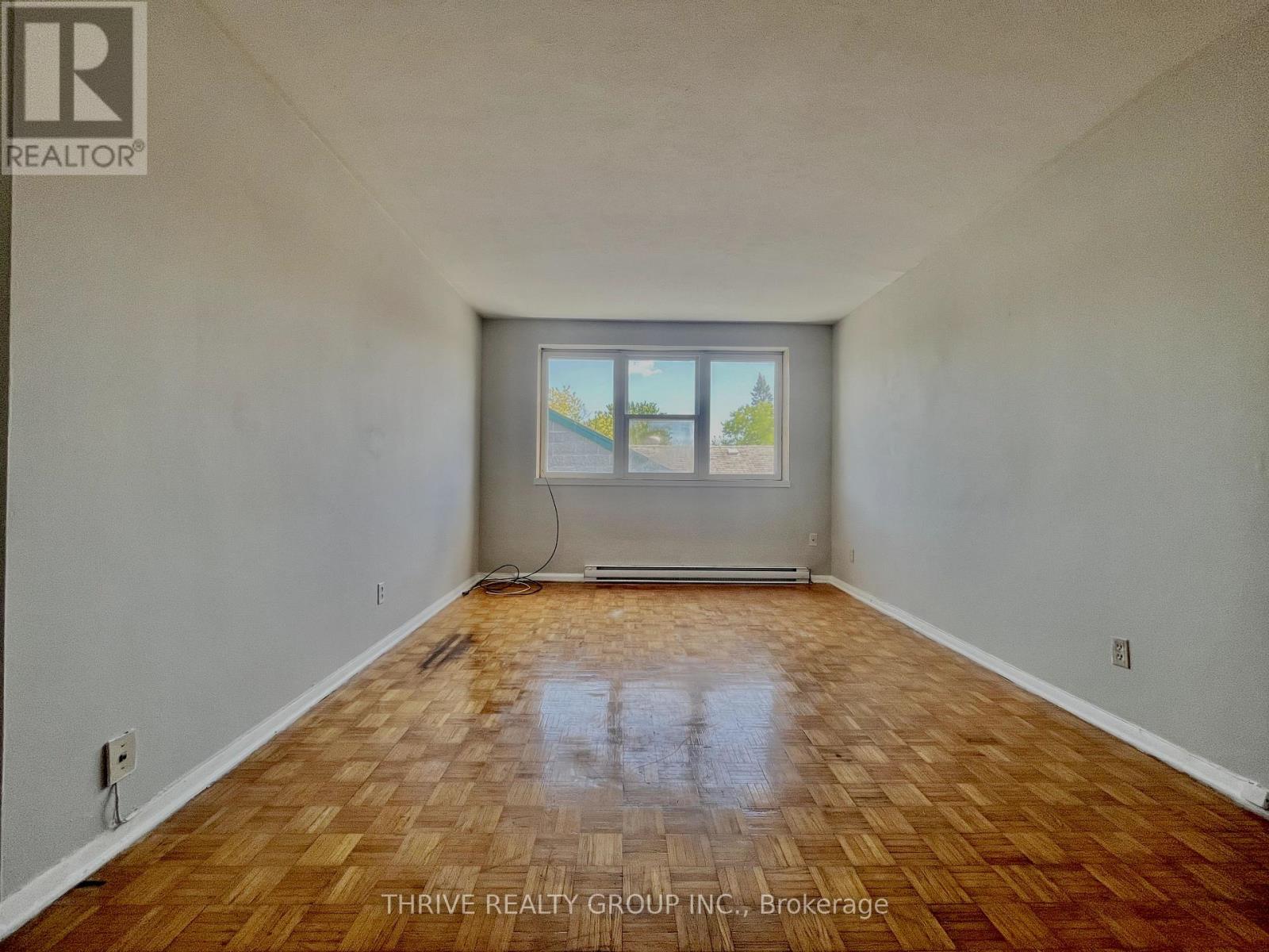 2 - 435 Nelson Street, London East, Ontario  N6B 1A6 - Photo 4 - X12363661