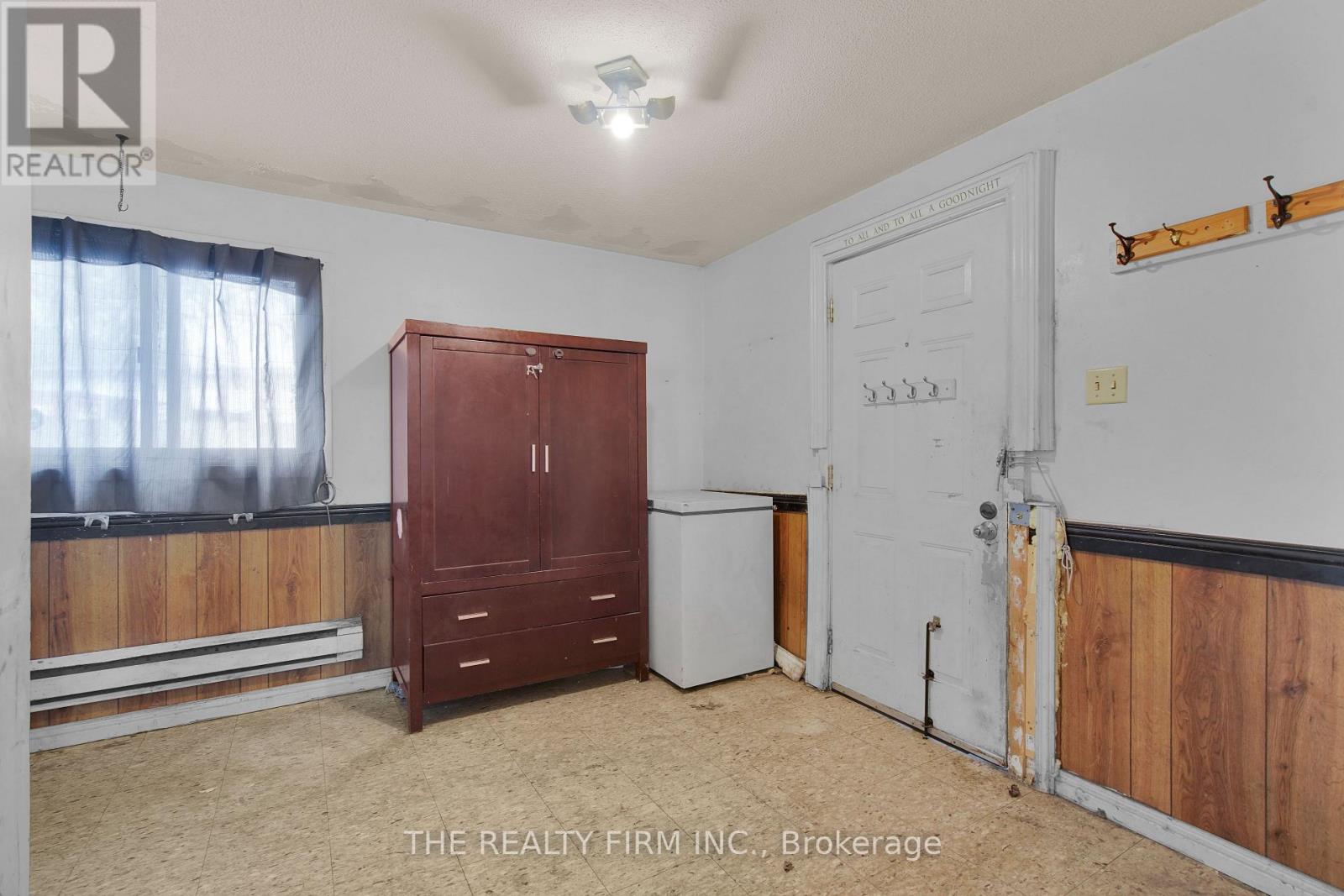 524 Simcoe Street, London East, Ontario  N6B 1K4 - Photo 21 - X12363690