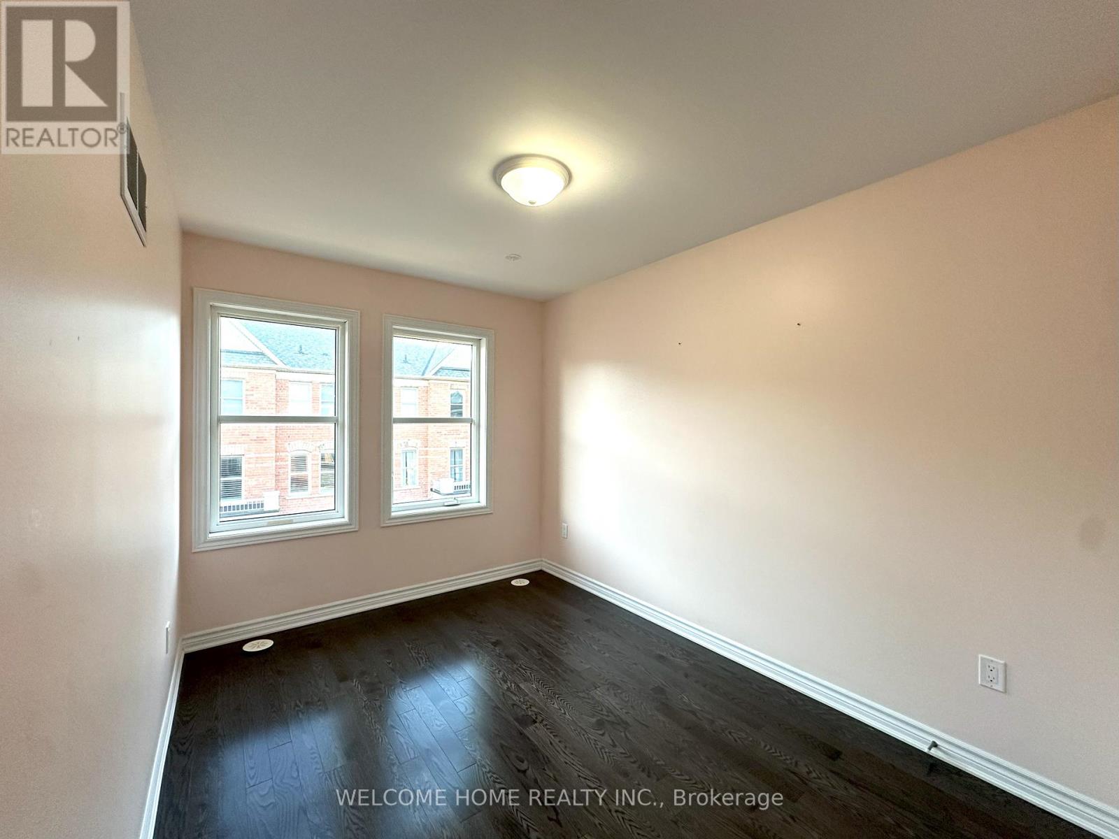 7 City Park Circle, Vaughan, Ontario  L4L 0H2 - Photo 15 - N12363663
