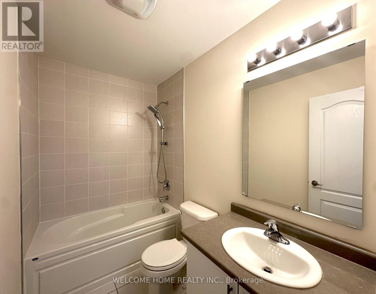 7 City Park Circle, Vaughan, Ontario  L4L 0H2 - Photo 19 - N12363663