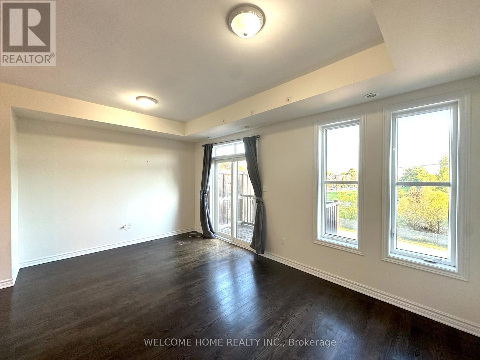 7 City Park Circle, Vaughan, Ontario  L4L 0H2 - Photo 6 - N12363663