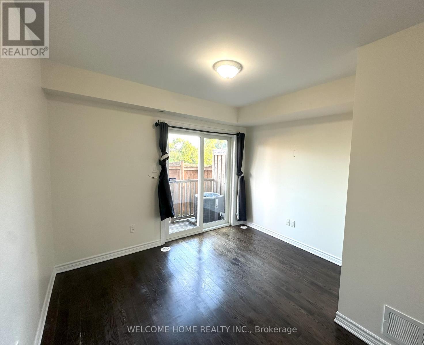 7 City Park Circle, Vaughan, Ontario  L4L 0H2 - Photo 9 - N12363663