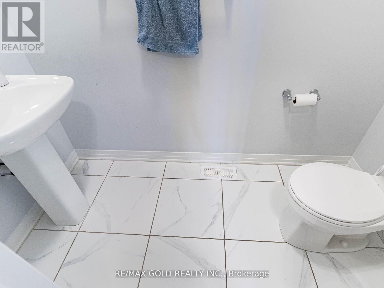 23 Brixham Lane, Brampton, Ontario  L7A 5K2 - Photo 15 - W12363691