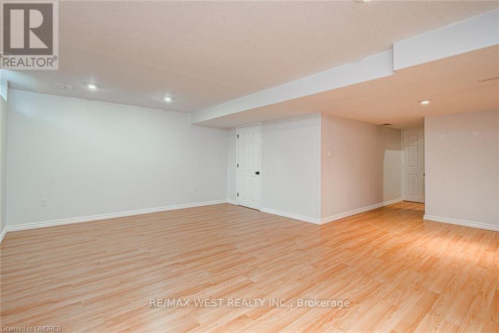 4475 Comfort Crescent, Lincoln, Ontario  L0R 1B9 - Photo 21 - X12363674