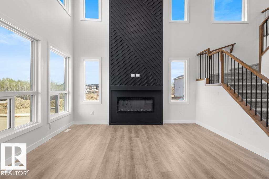 3140 Magpie Wy Nw Nw, Edmonton, Alberta  T5S 0E1 - Photo 2 - E4454593