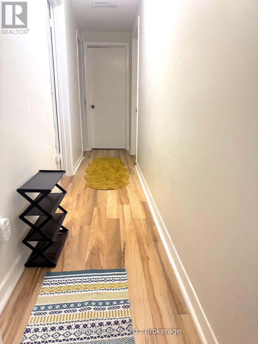 Lower, Bedroom #2 - 33 Yatesbury Road, Toronto, Ontario  M2H 1G1 - Photo 3 - C12363697