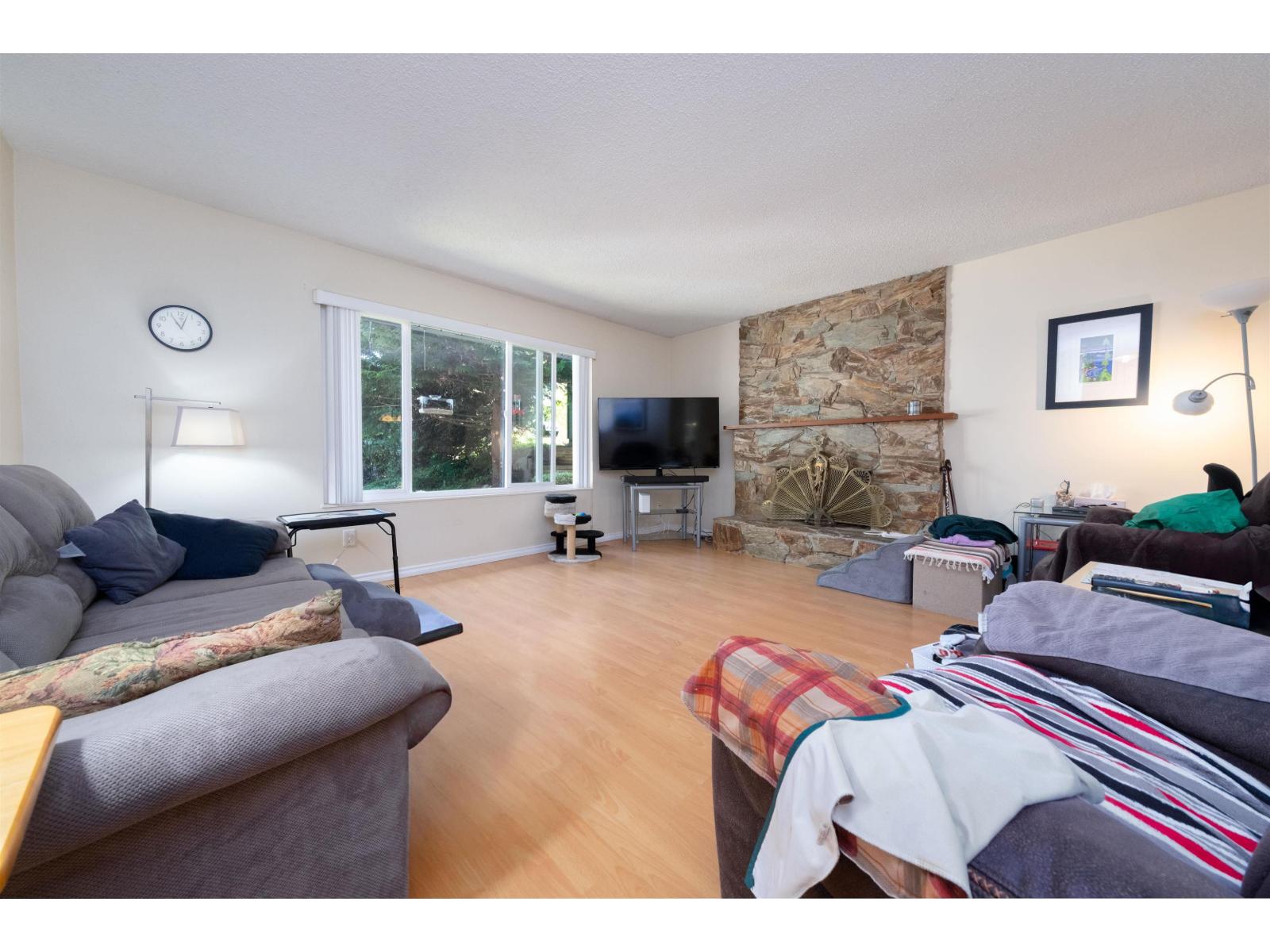 11436 Royal Crescent, Surrey, British Columbia  V3V 6V6 - Photo 6 - R3040167