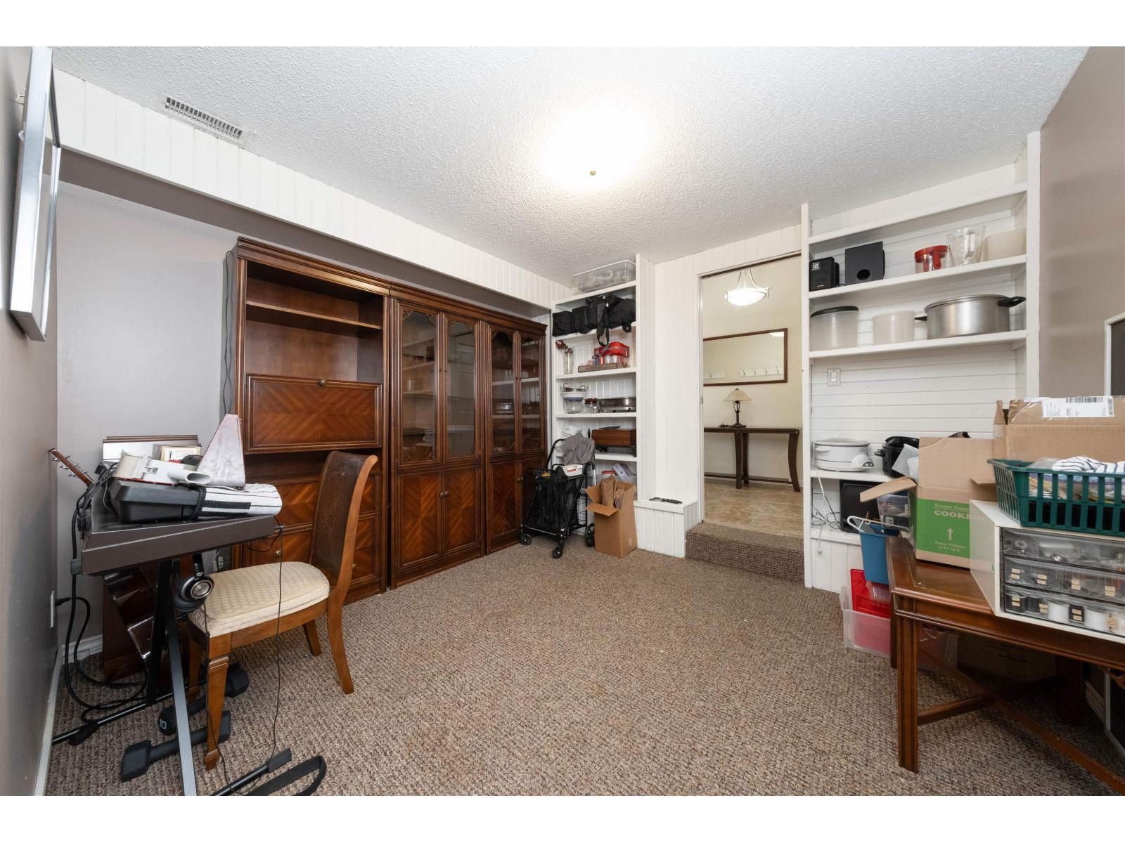 11436 Royal Crescent, Surrey, British Columbia  V3V 6V6 - Photo 14 - R3040167