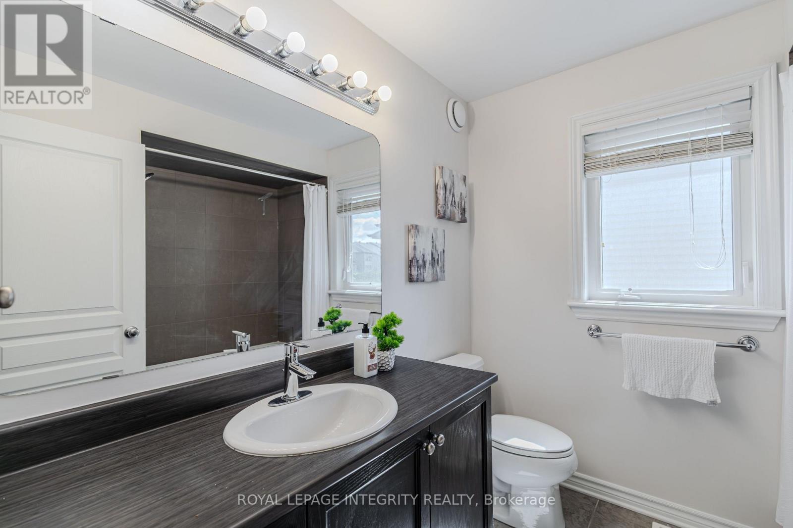 218 Keyrock Drive, Ottawa, Ontario  K2T 0B4 - Photo 27 - X12363732
