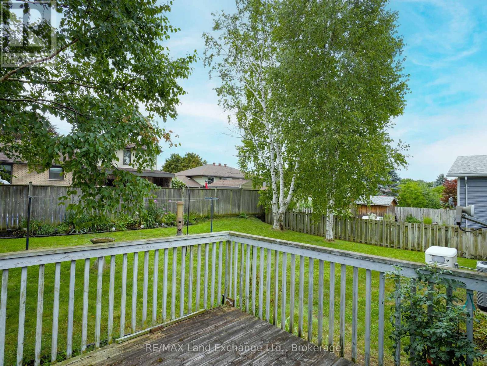 806 Maplewood Drive, Saugeen Shores, Ontario  N0H 2C4 - Photo 32 - X12360560