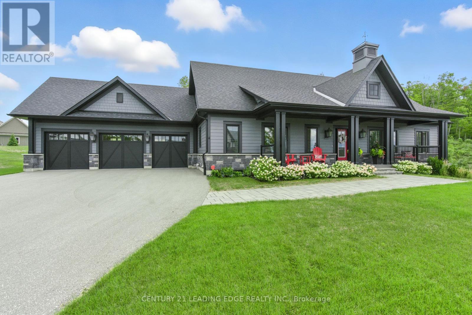 Property at 43 THOROUGHBRED DRIVE image 1