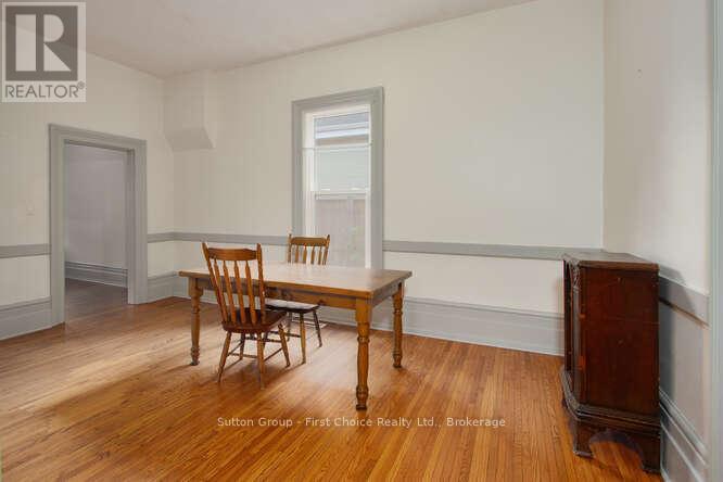 32 Bay Street, Stratford, Ontario  N5A 4K6 - Photo 13 - X12363749