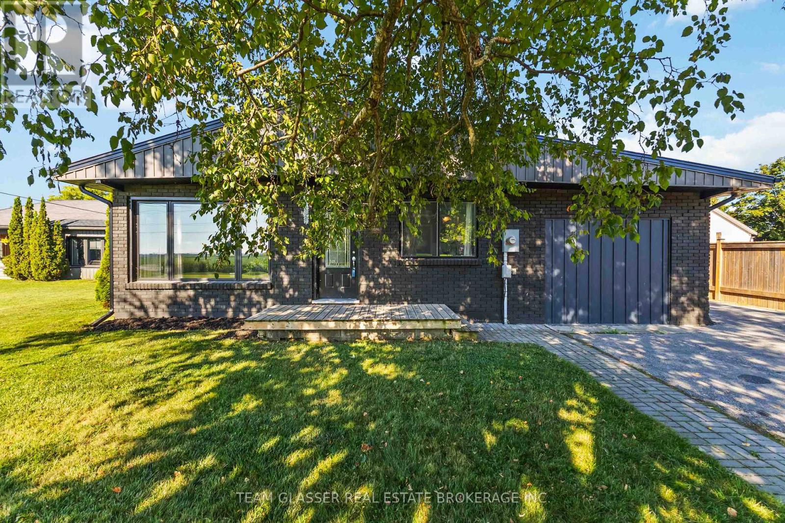 11241 Imperial Road, Malahide, Ontario  N5H 2R3 - Photo 1 - X12363739