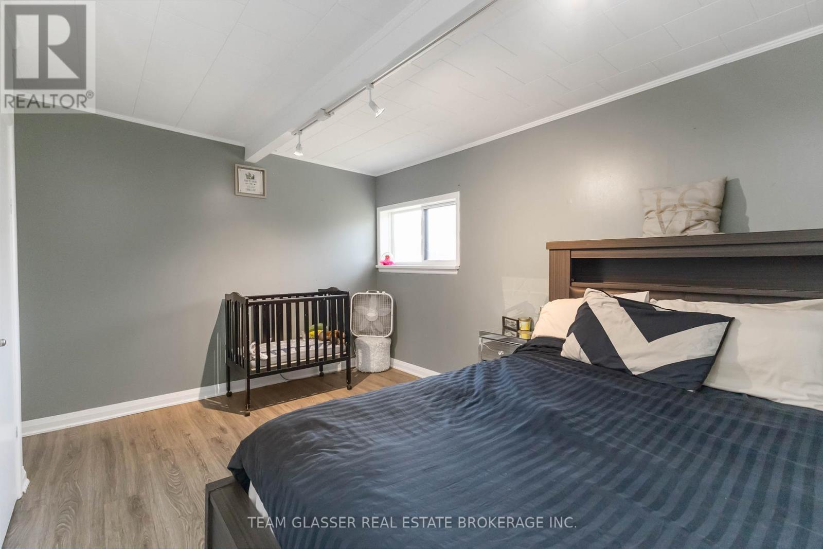 11241 Imperial Road, Malahide, Ontario  N5H 2R3 - Photo 12 - X12363739