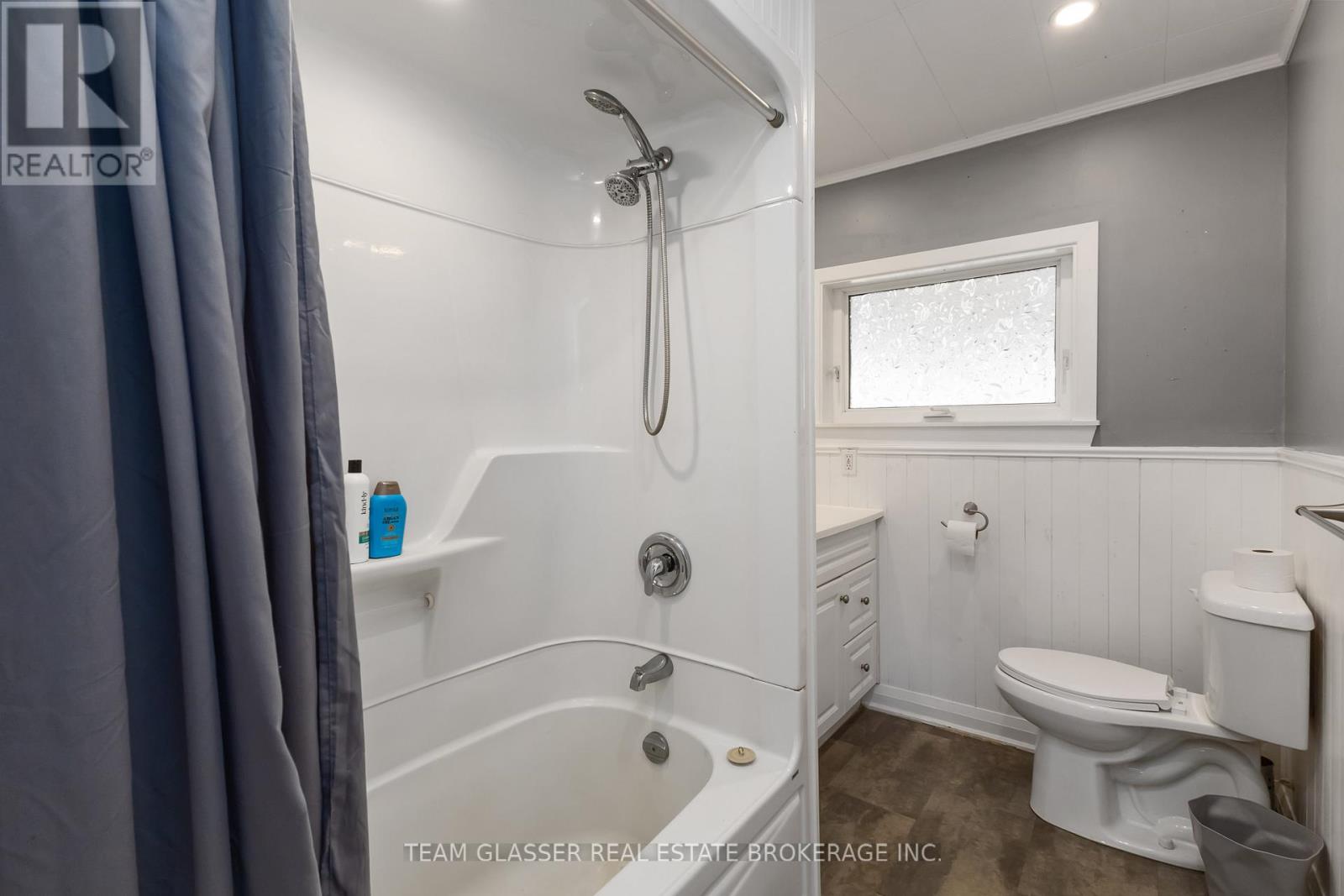11241 Imperial Road, Malahide, Ontario  N5H 2R3 - Photo 15 - X12363739