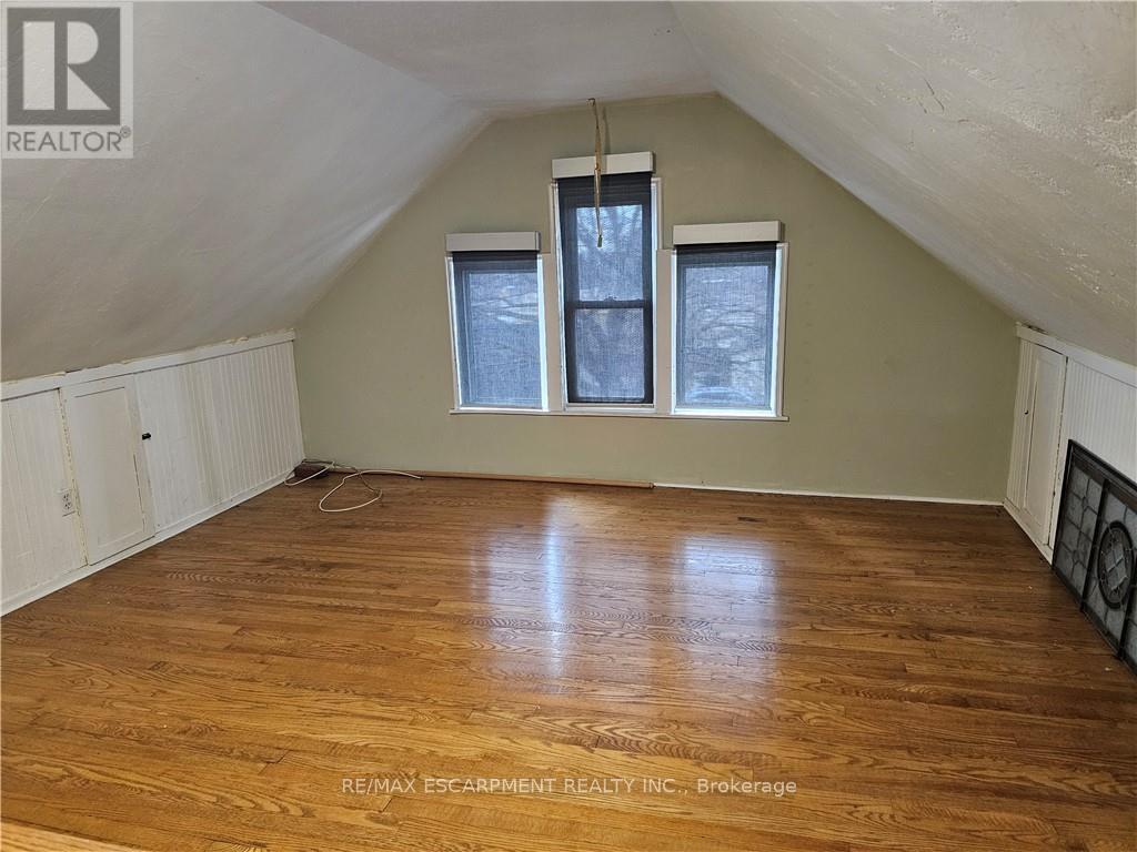 63 New Street, Hamilton (Strathcona), Ontario  L8P 4J7 - Photo 18 - X12363718