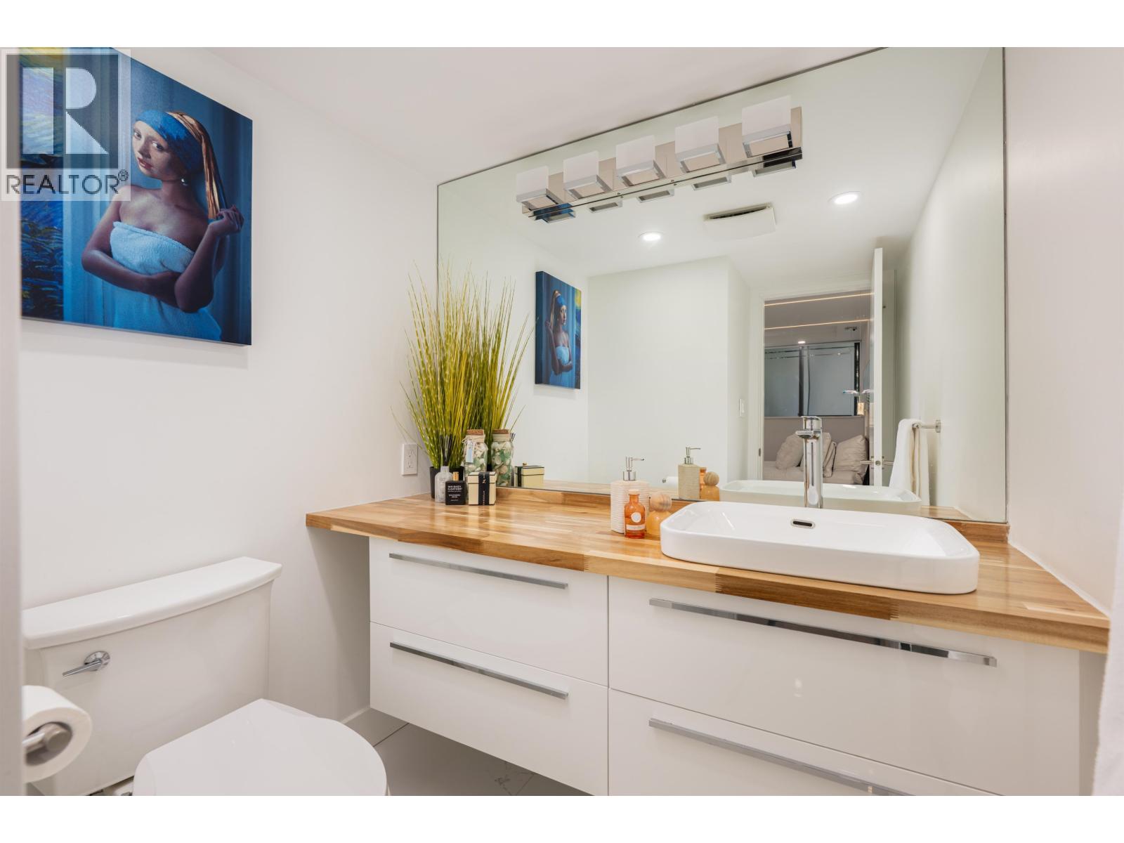 L1 555 13th Street, West Vancouver, British Columbia  V7T 2N8 - Photo 16 - R3040409