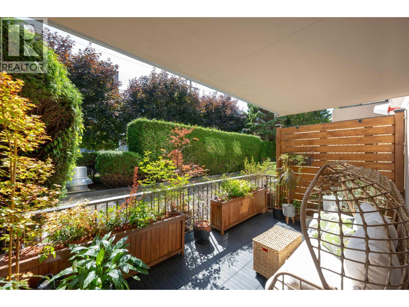 L1 555 13th Street, West Vancouver, British Columbia  V7T 2N8 - Photo 20 - R3040409