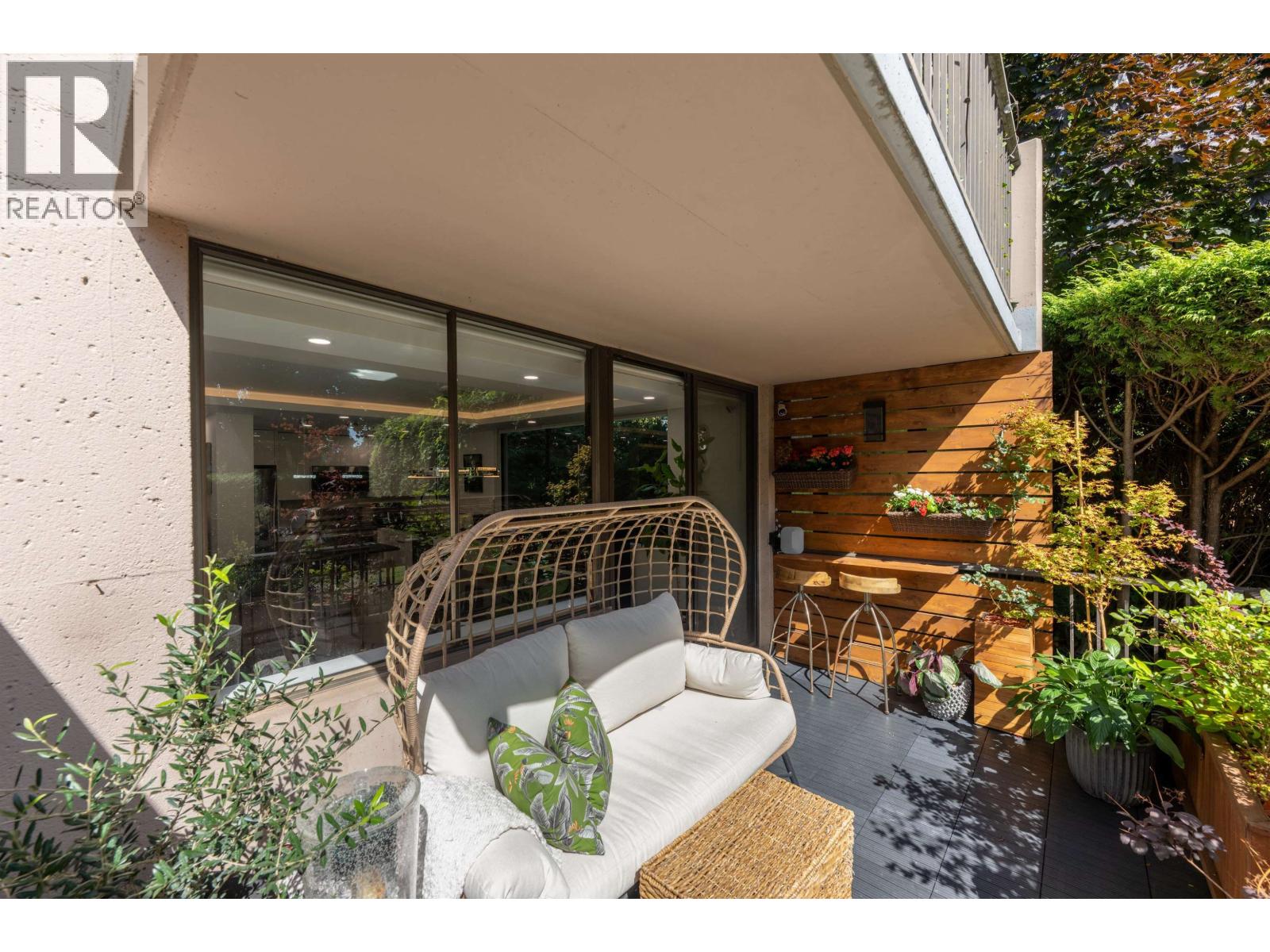 L1 555 13th Street, West Vancouver, British Columbia  V7T 2N8 - Photo 21 - R3040409