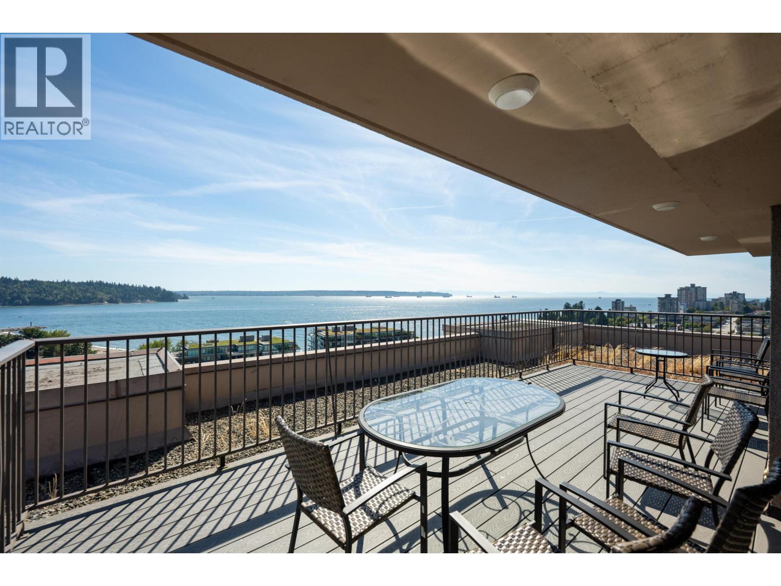 L1 555 13th Street, West Vancouver, British Columbia  V7T 2N8 - Photo 31 - R3040409
