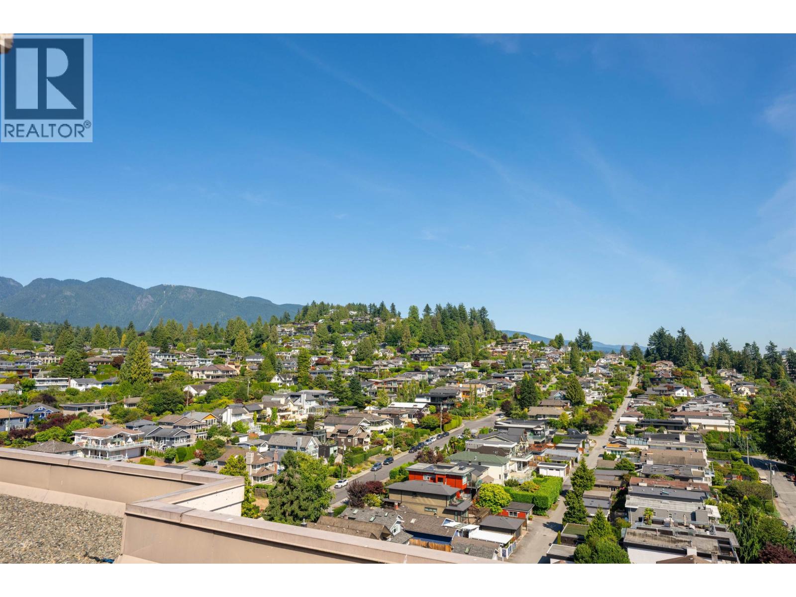 L1 555 13th Street, West Vancouver, British Columbia  V7T 2N8 - Photo 35 - R3040409