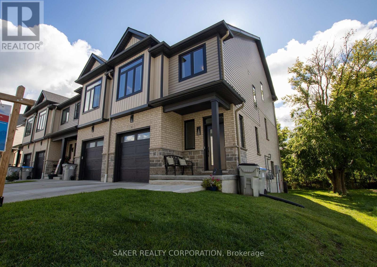 30 - 601 Lions Park Drive, Strathroy-Caradoc (Mount Brydges), Ontario  N0L 1W0 - Photo 1 - X12363735