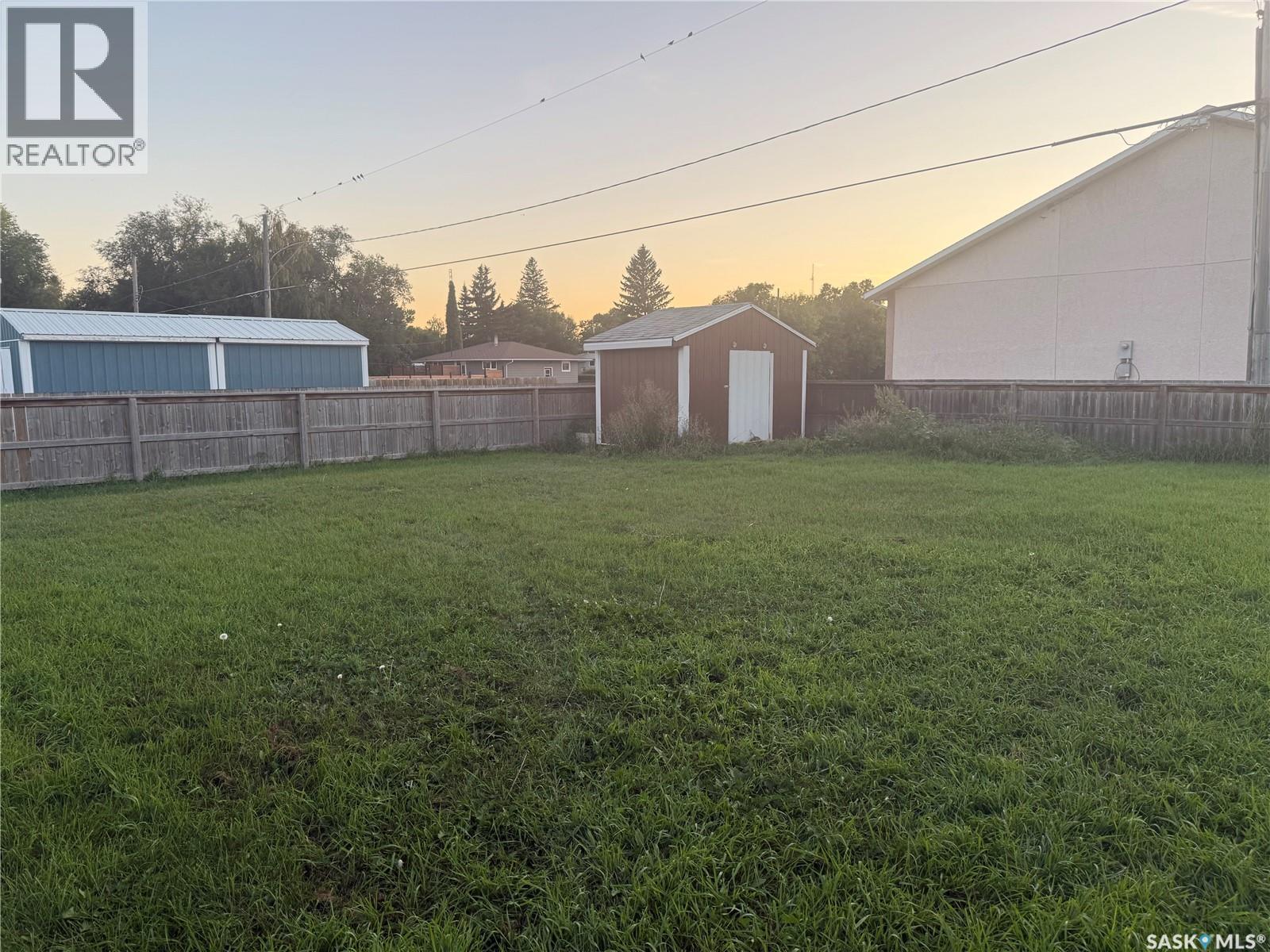 216 1st Street W, Carnduff, Saskatchewan  S0C 0S0 - Photo 15 - SK016296
