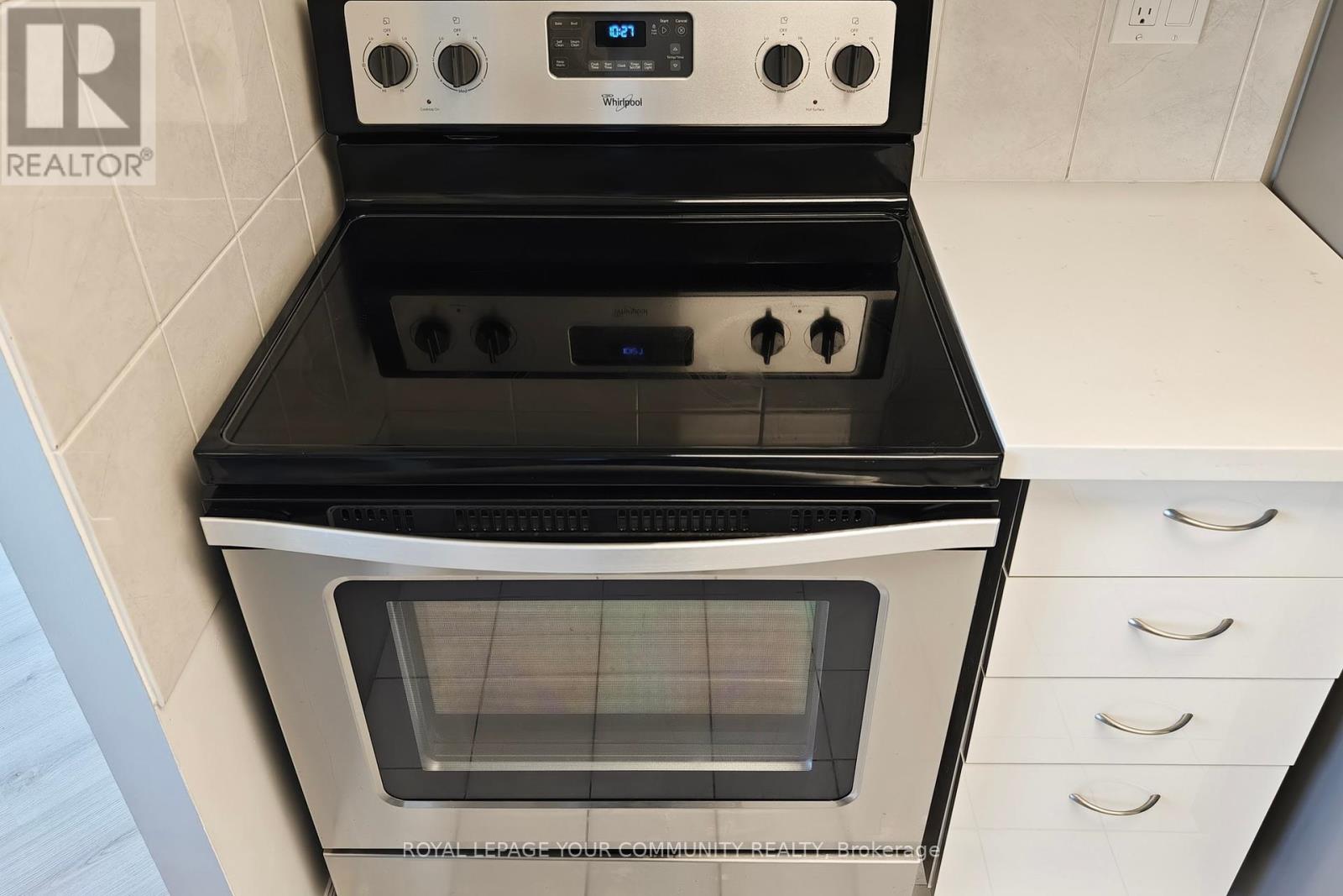 603 - 50 Kingsbridge Garden Circle, Mississauga (Hurontario), Ontario  L5R 1Y2 - Photo 13 - W12363752