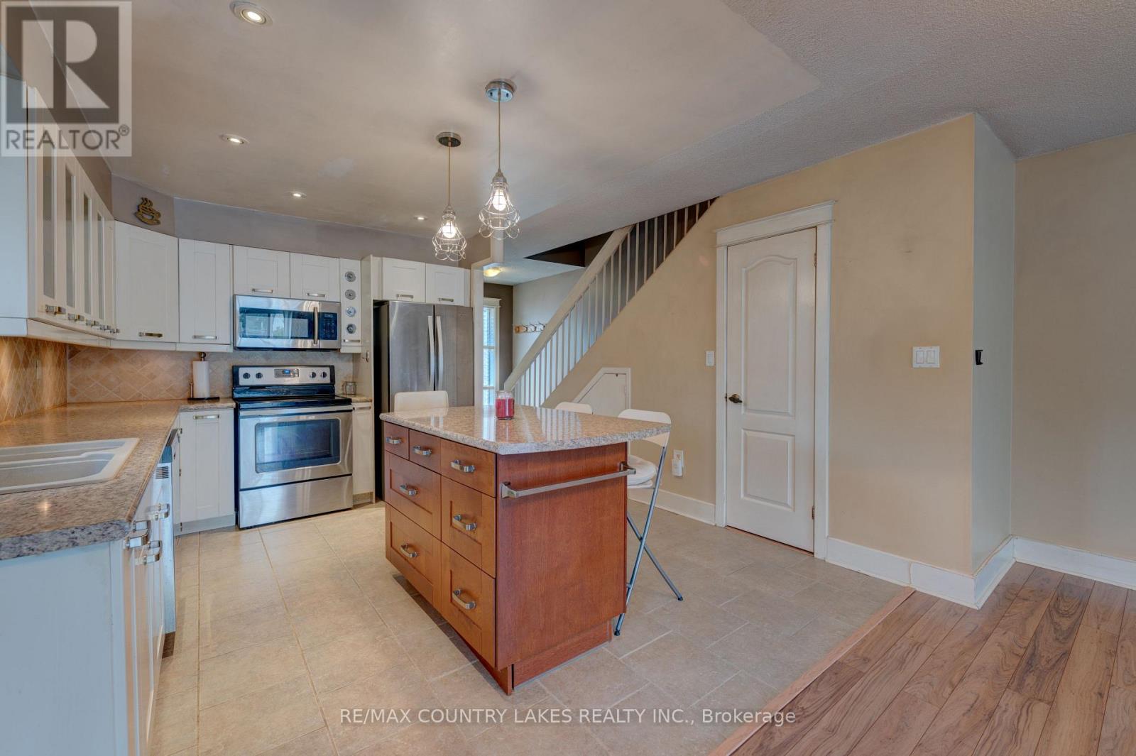 1 - 4 Paradise Boulevard, Ramara (Brechin), Ontario  L0K 1B0 - Photo 10 - S12363255