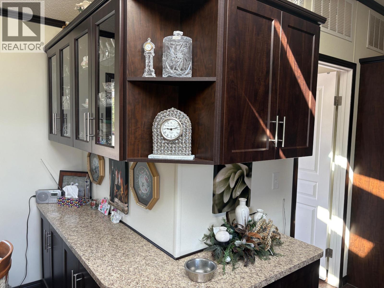 54 208 8th Street, 100 Mile House, British Columbia  V0K 2E3 - Photo 12 - R3040416