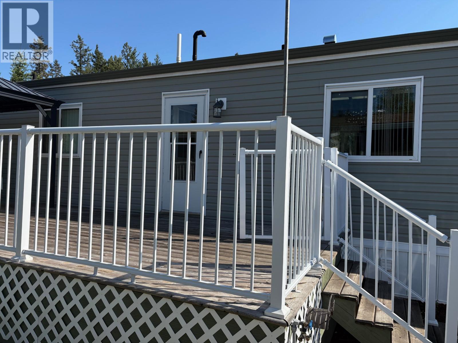Property at 54 208 8TH STREET image 2