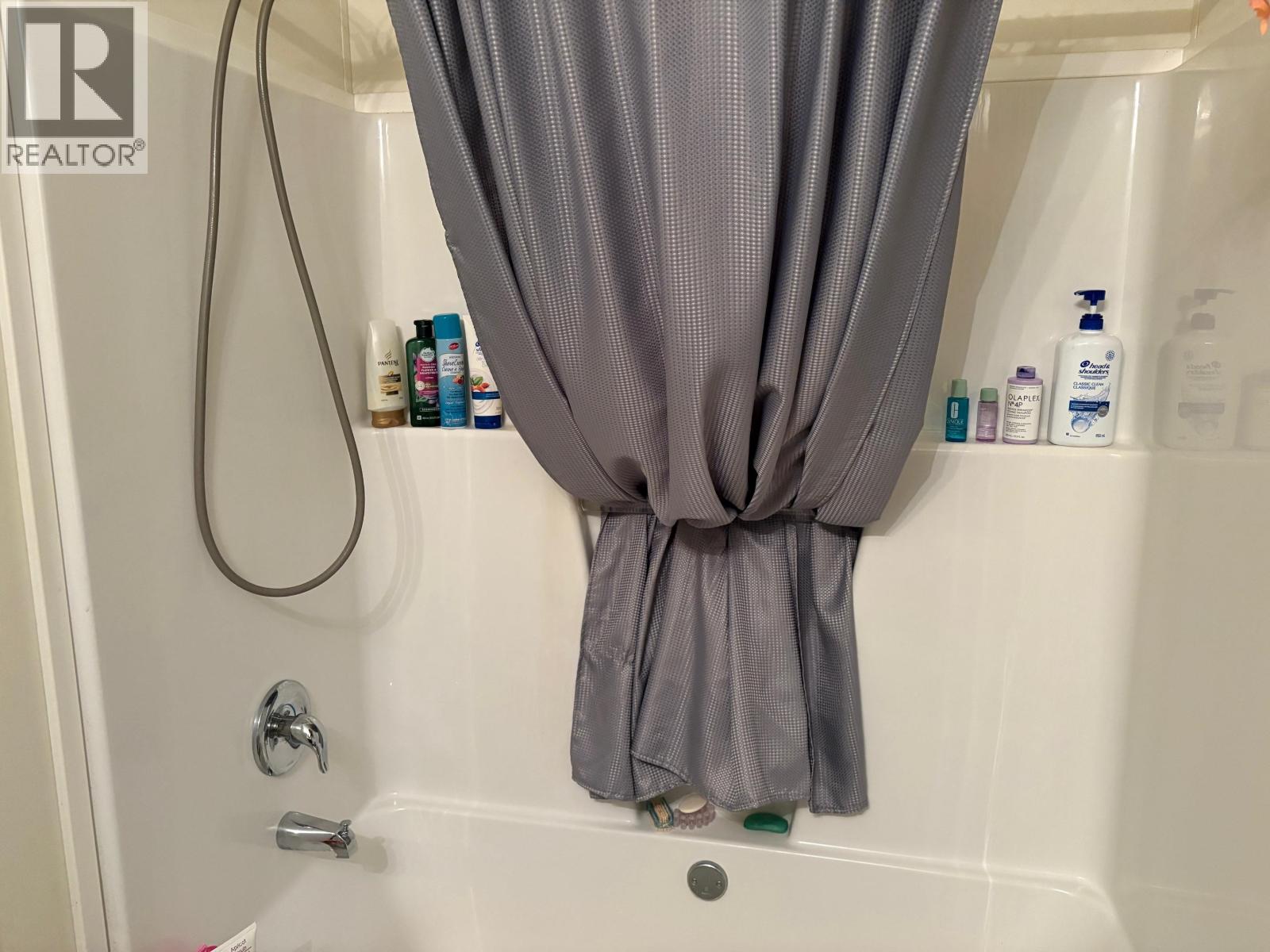 54 208 8th Street, 100 Mile House, British Columbia  V0K 2E3 - Photo 21 - R3040416