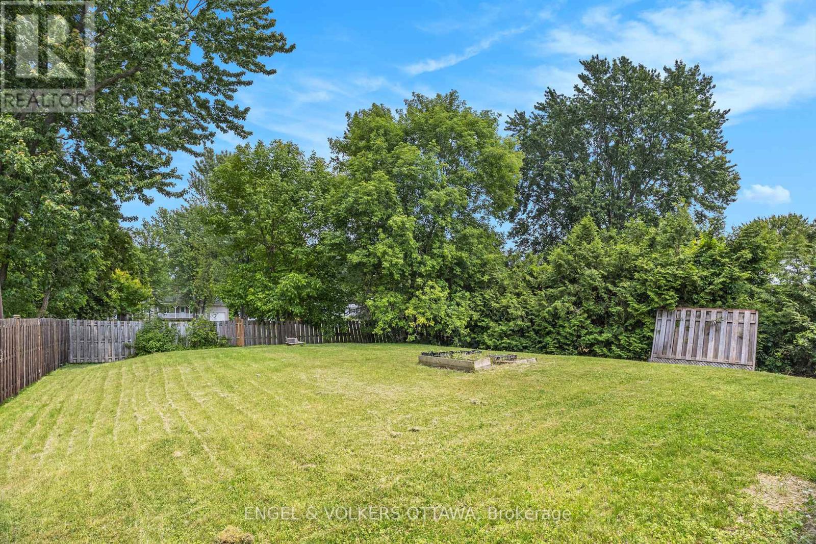 1095 Morin Road, Ottawa, Ontario  K4C 1A5 - Photo 26 - X12363762