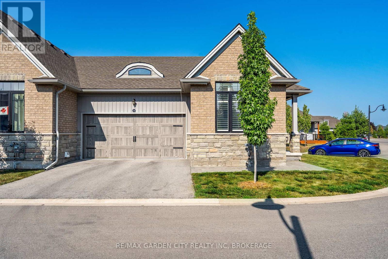 54 Borden Trail, Welland, Ontario  L3C 0H1 - Photo 2 - X12363771