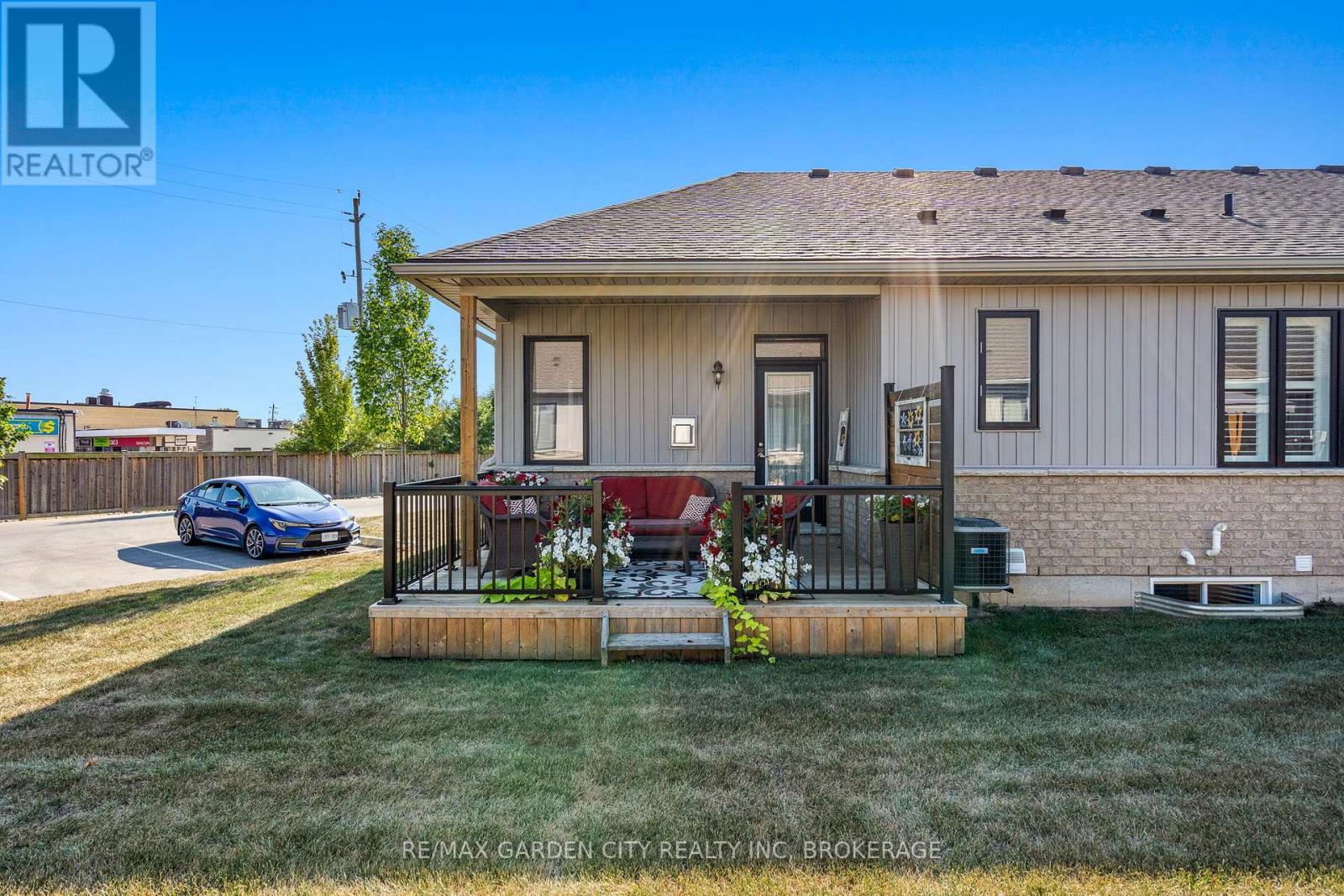 54 Borden Trail, Welland, Ontario  L3C 0H1 - Photo 23 - X12363771