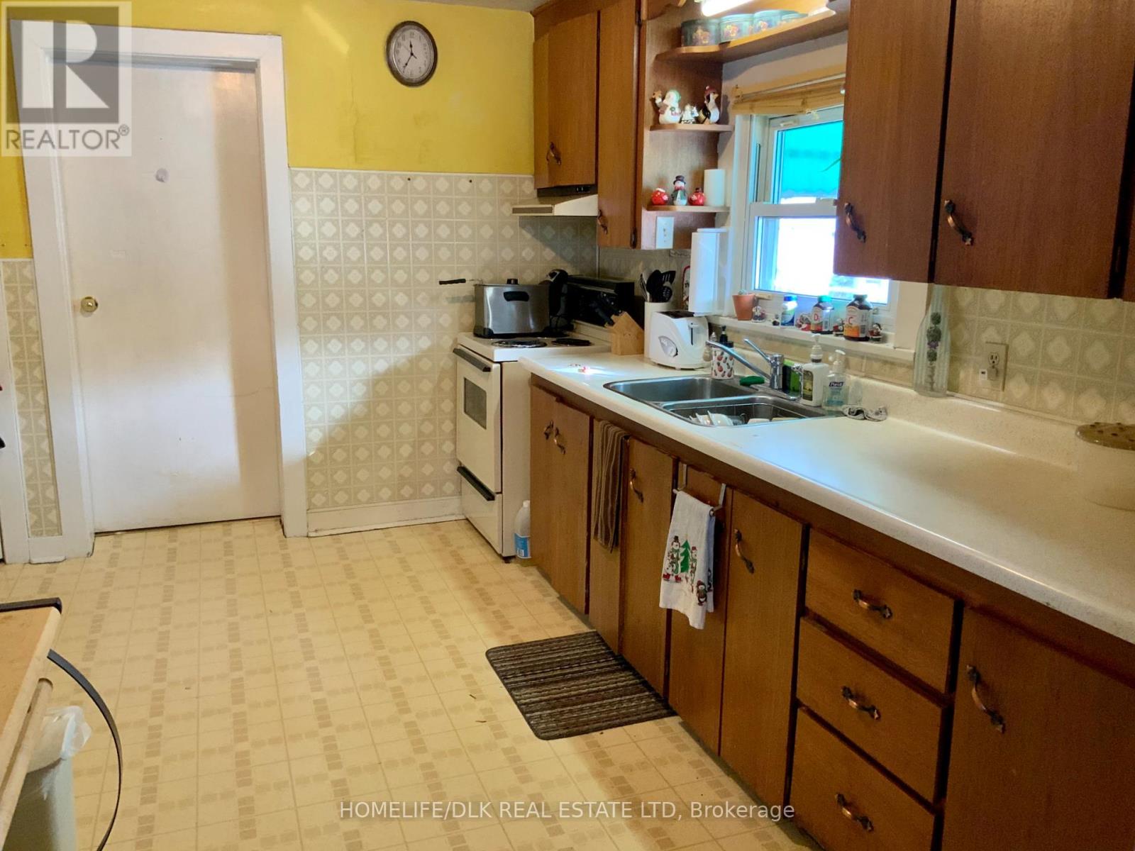 706 Benson Street, Edwardsburgh/cardinal, Ontario  K0E 1E0 - Photo 18 - X12363760