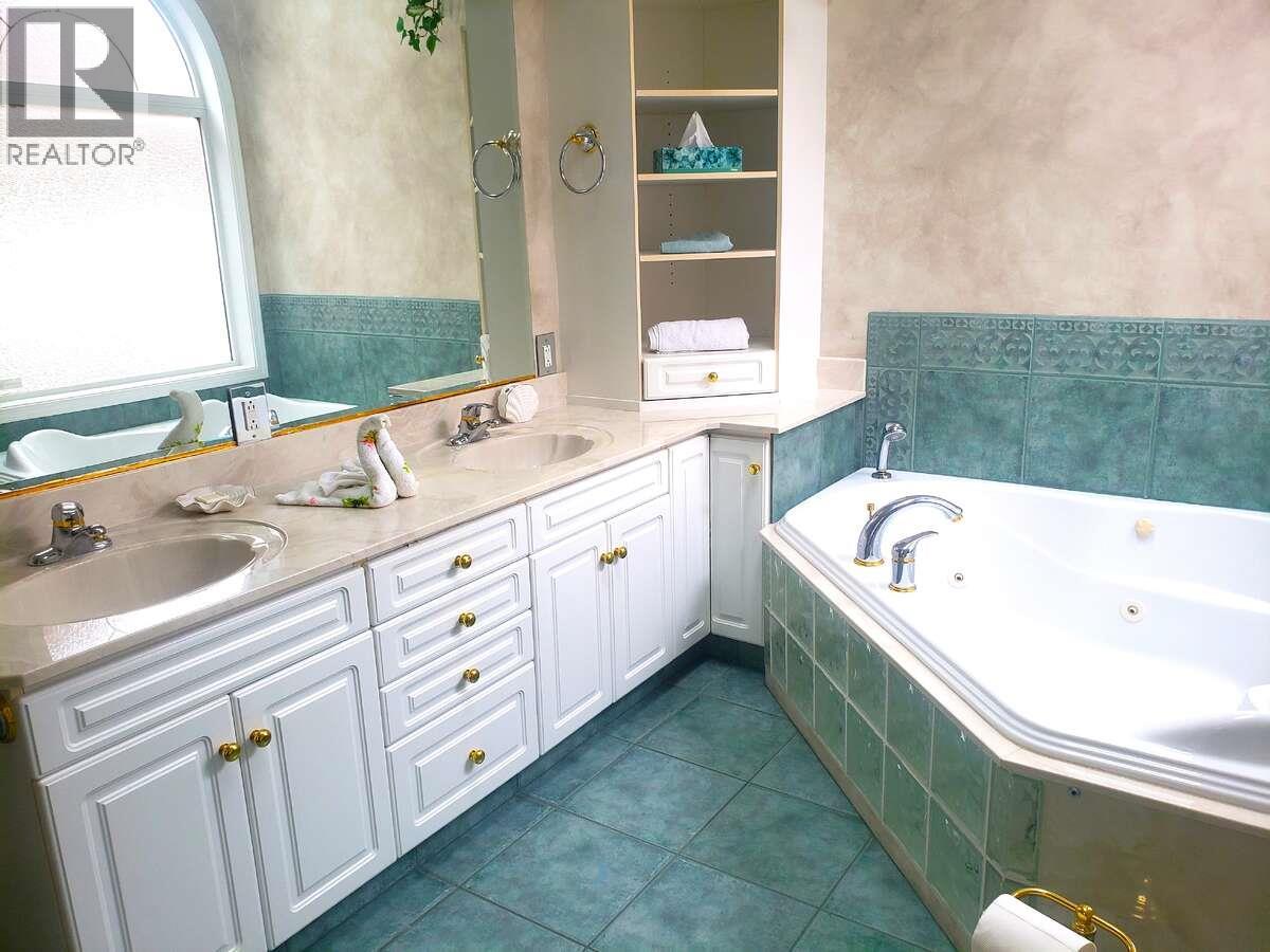 1980 Ethel Street, Kelowna, British Columbia  V1Y 2Z5 - Photo 25 - 10354145