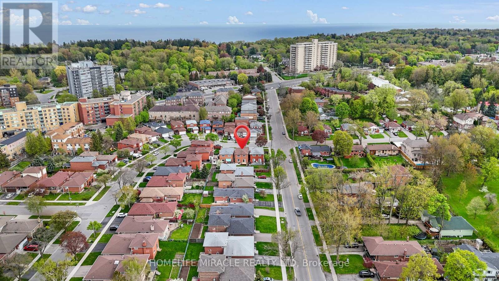 Property at 4 GREENDOWNS DRIVE image 3
